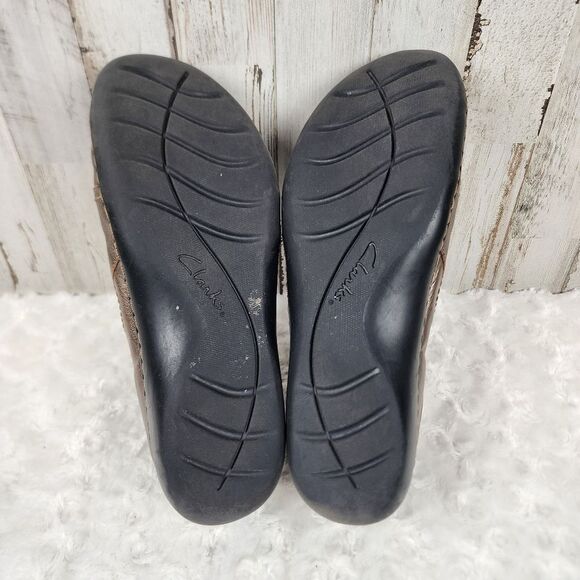 Clarks Leather Ashland Bronze Loafers Size 8.5 - Picture 7 of 9